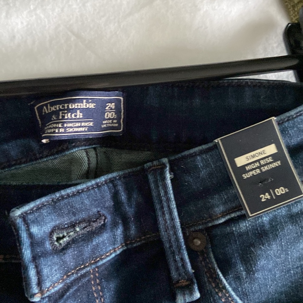 High Rise Skinny Jean - Picture 3 of 6